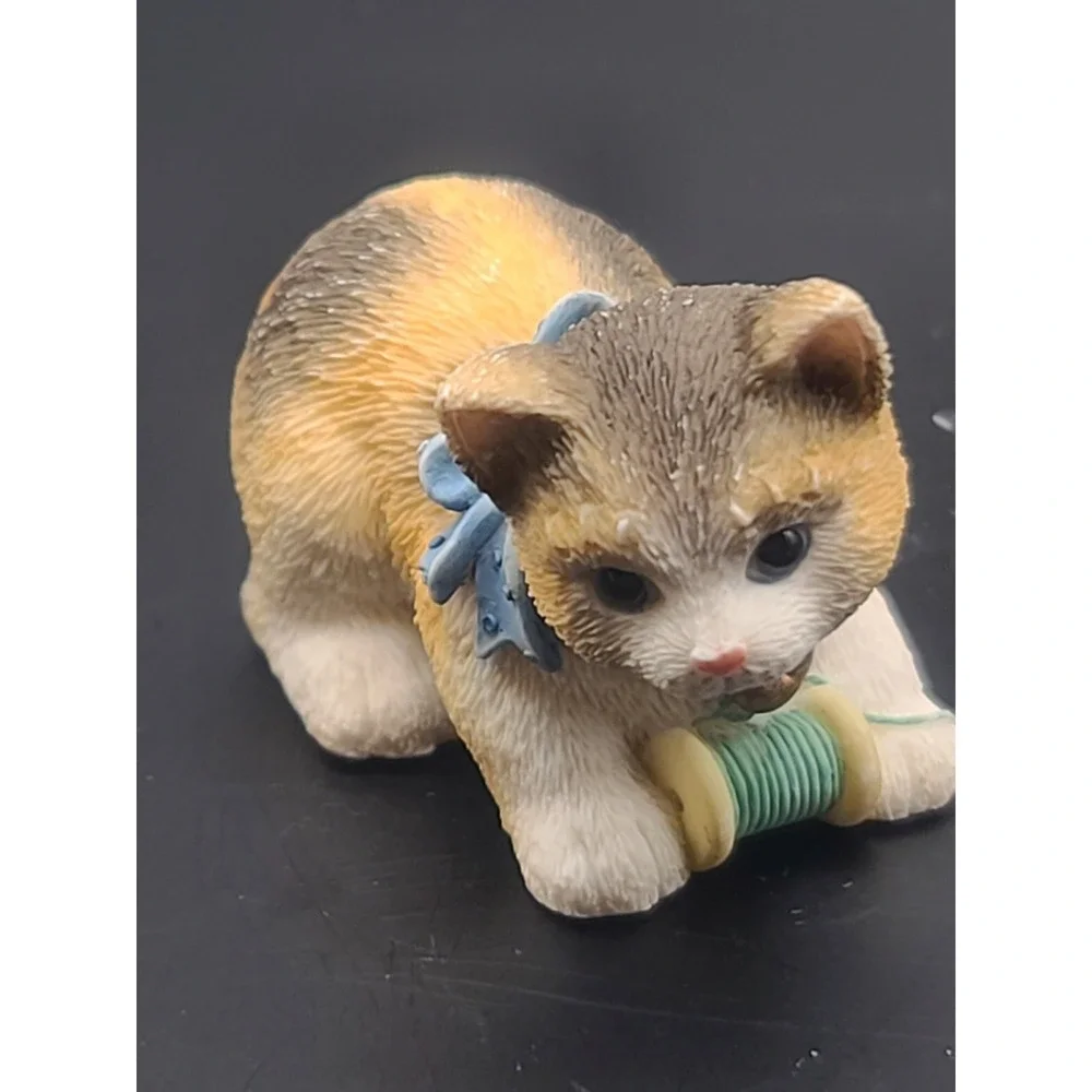 VTG Calico Manx Cat Kitten Figurine Yarn Spool 1997 P Hillman Enesco 336688